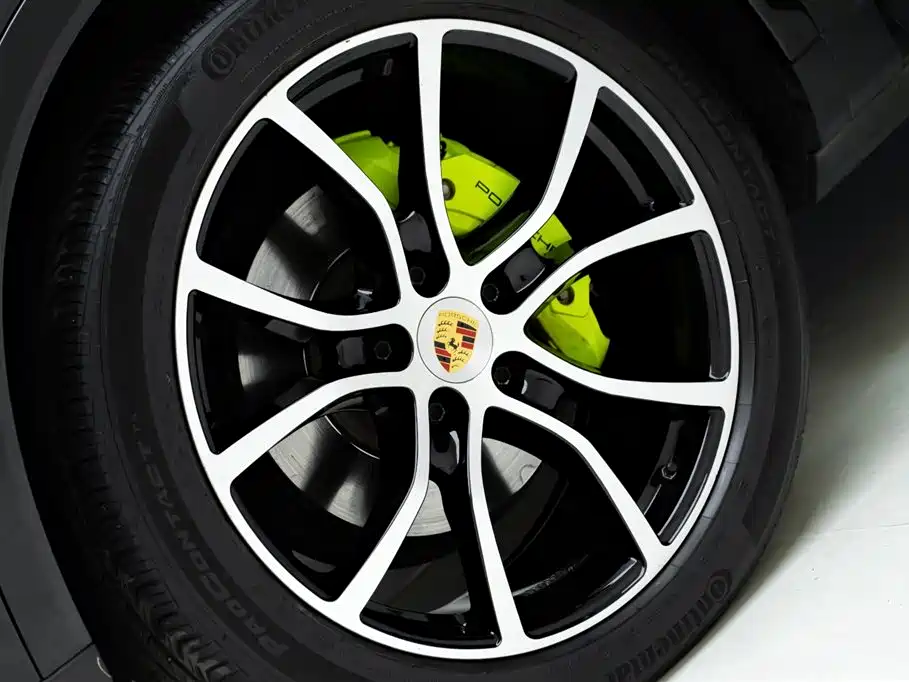 PORSCHE CAYENNE NEW ENERGY