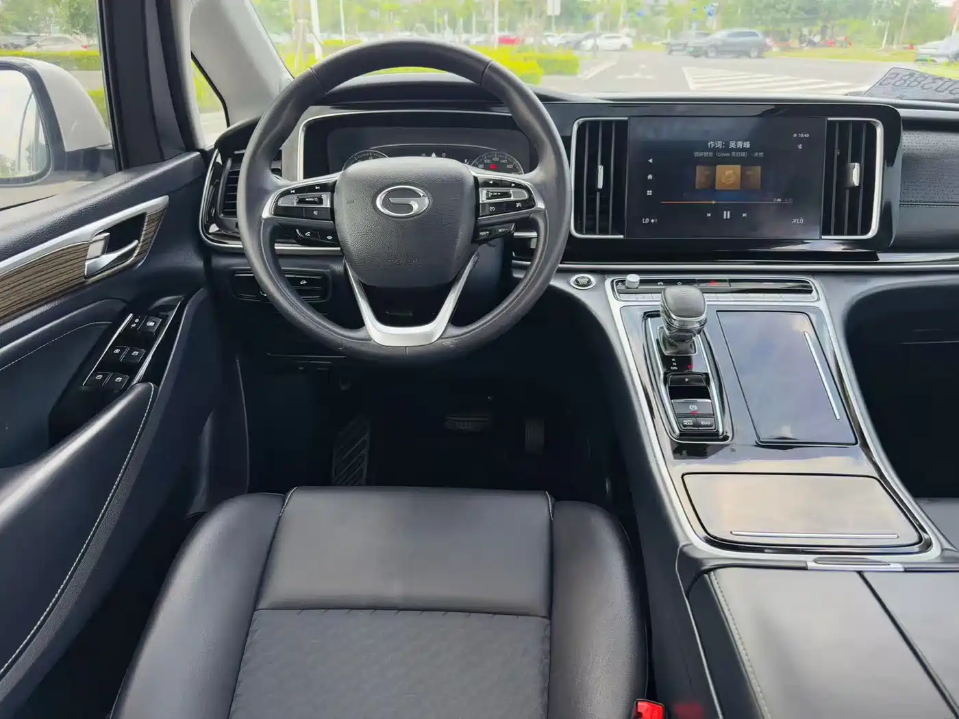 GAC Trumpchi Trumpchi M8 2024 Leadershow Series 390T Luxury Edition фото 18