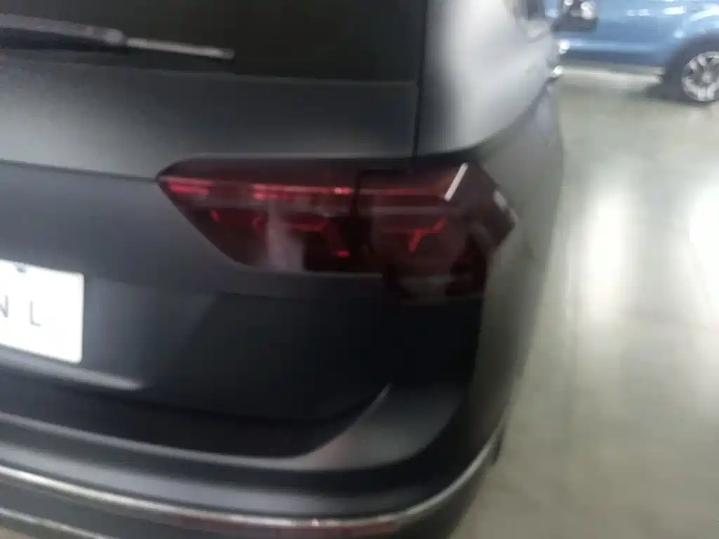 Фото 8 - Volkswagen Tiguan L