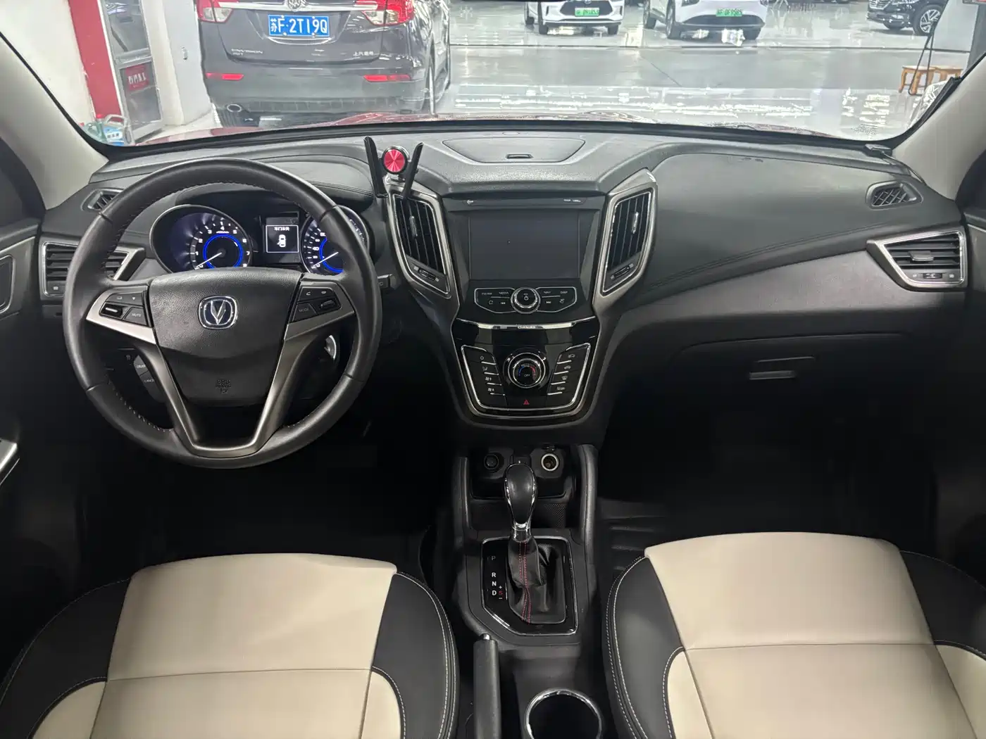 CHANGAN CS35