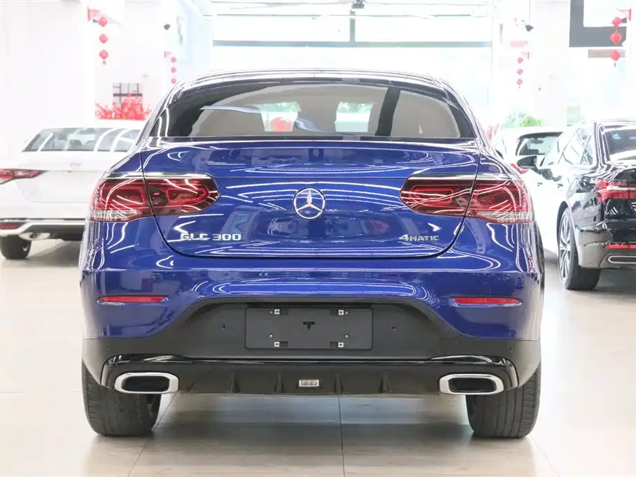 Mercedes-Benz GLC Coupe 2020 GLC 300 4MATIC Coupe SUV фото 4