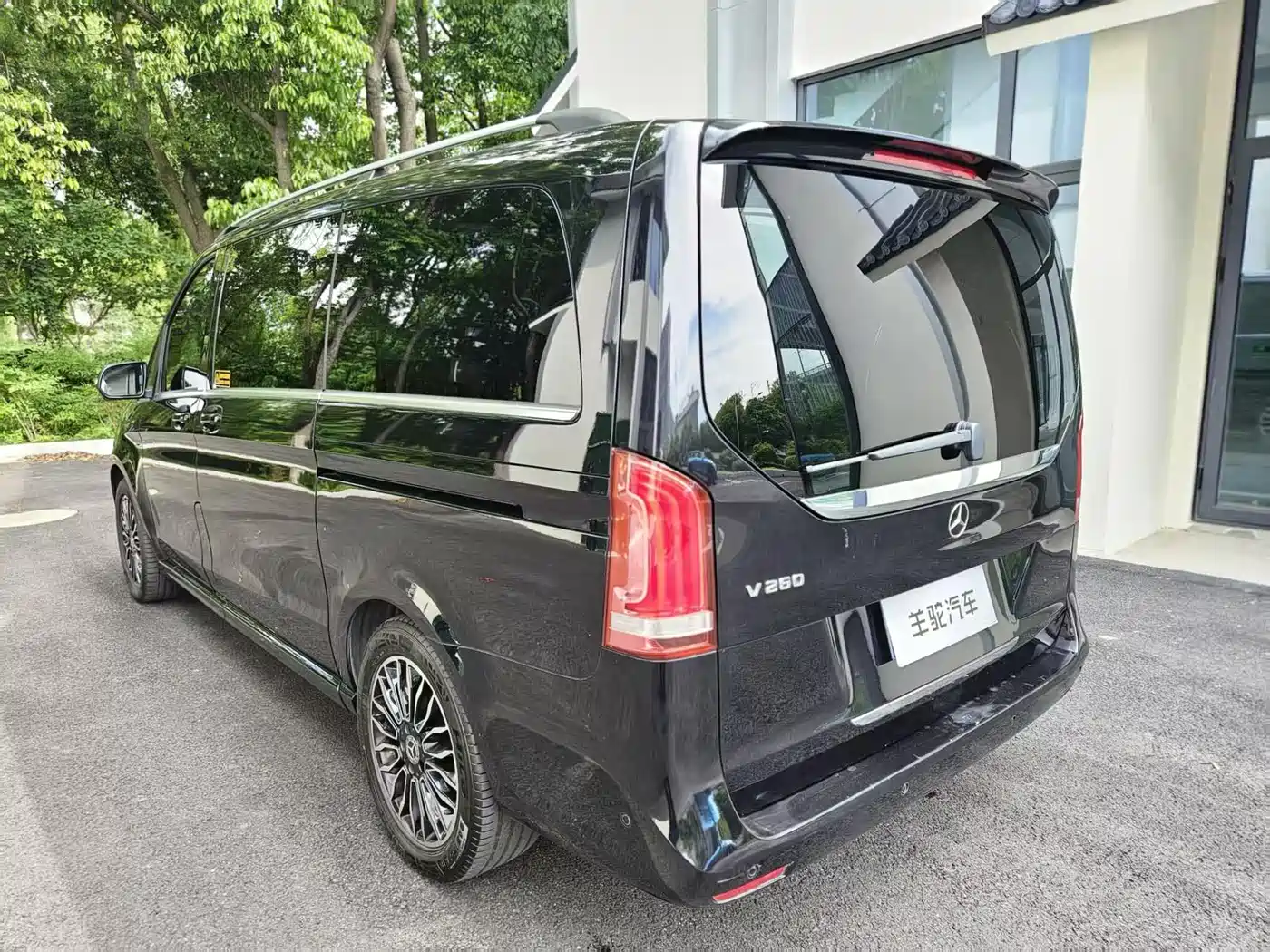 Mercedes-Benz V-Class 2018 V 260 Premium Edition China VI фото 7
