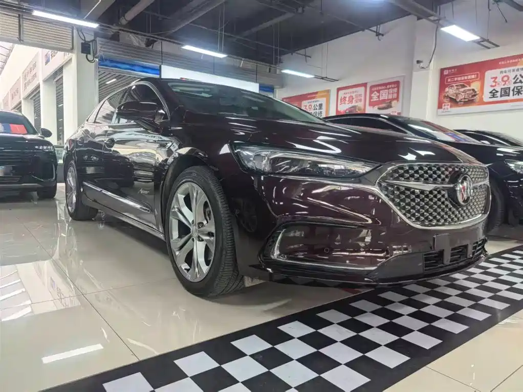 BUICK LACROSSE