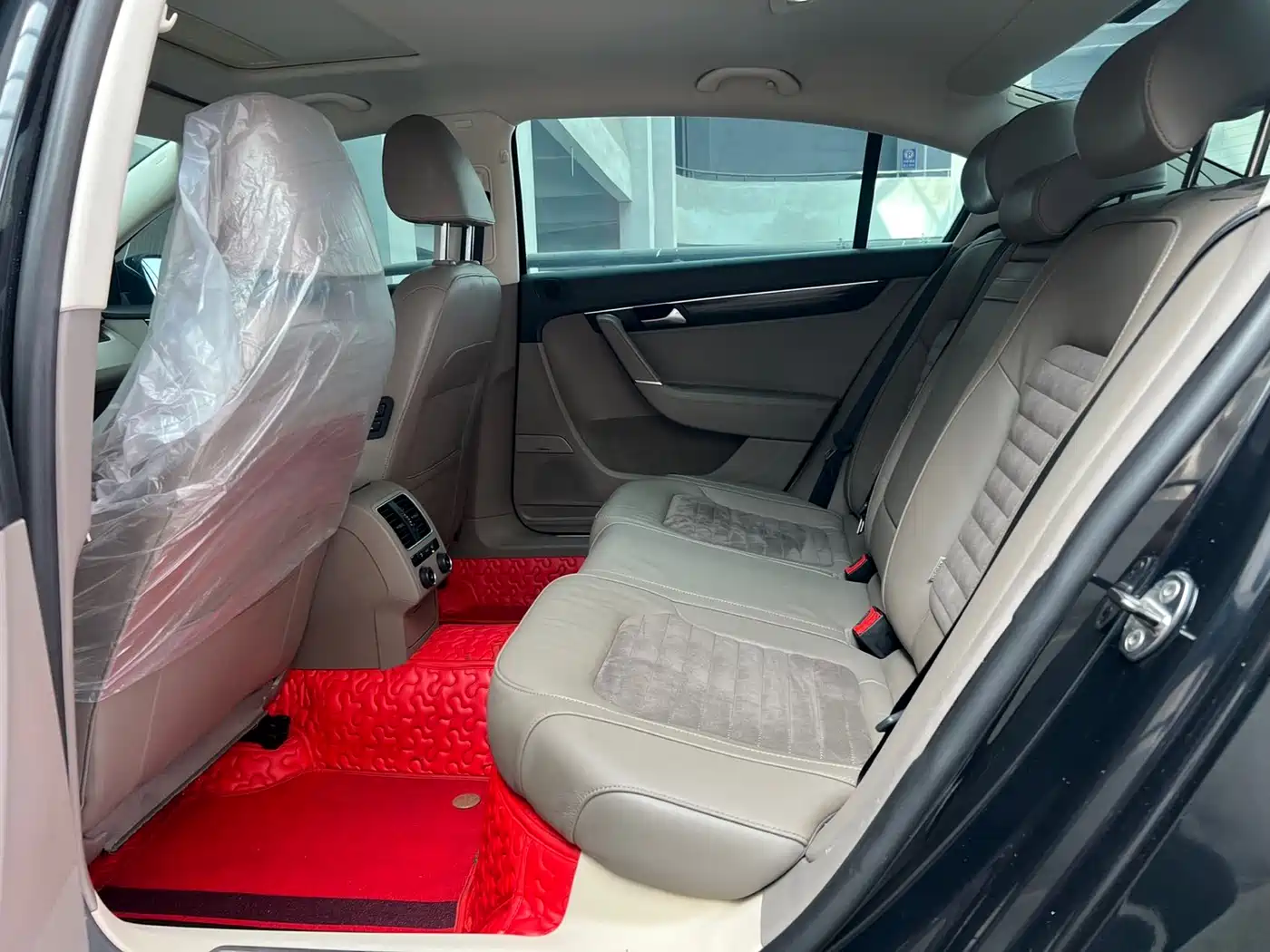 Volkswagen Magotan 2013 2.0TSI Premium фото 8