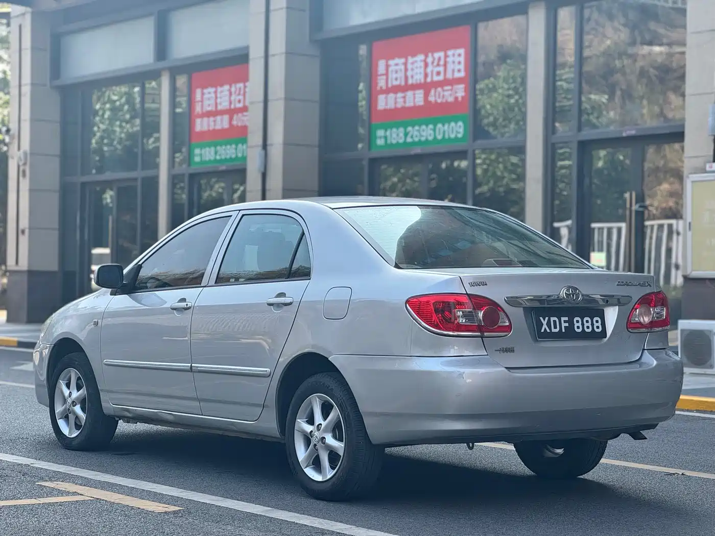 Toyota Corolla 2011 1.6L Automatic Classic Edition фото 4