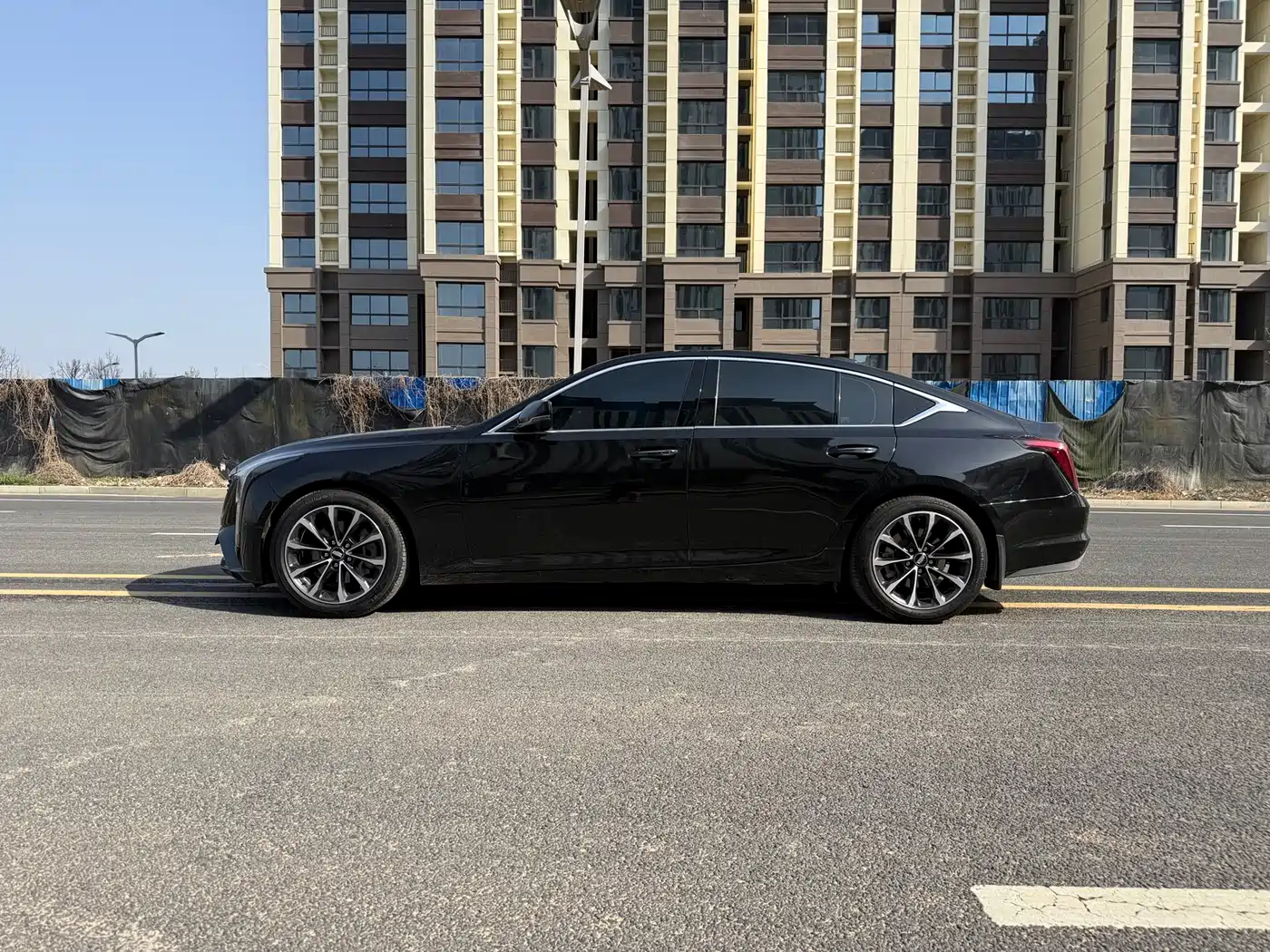 Cadillac CT5 2024 28T Luxury Model Pro фото 4