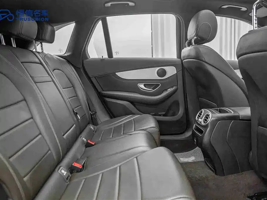 Mercedes-Benz GLC 2020 Facelift GLC 260 L 4MATIC Dynamic фото 16