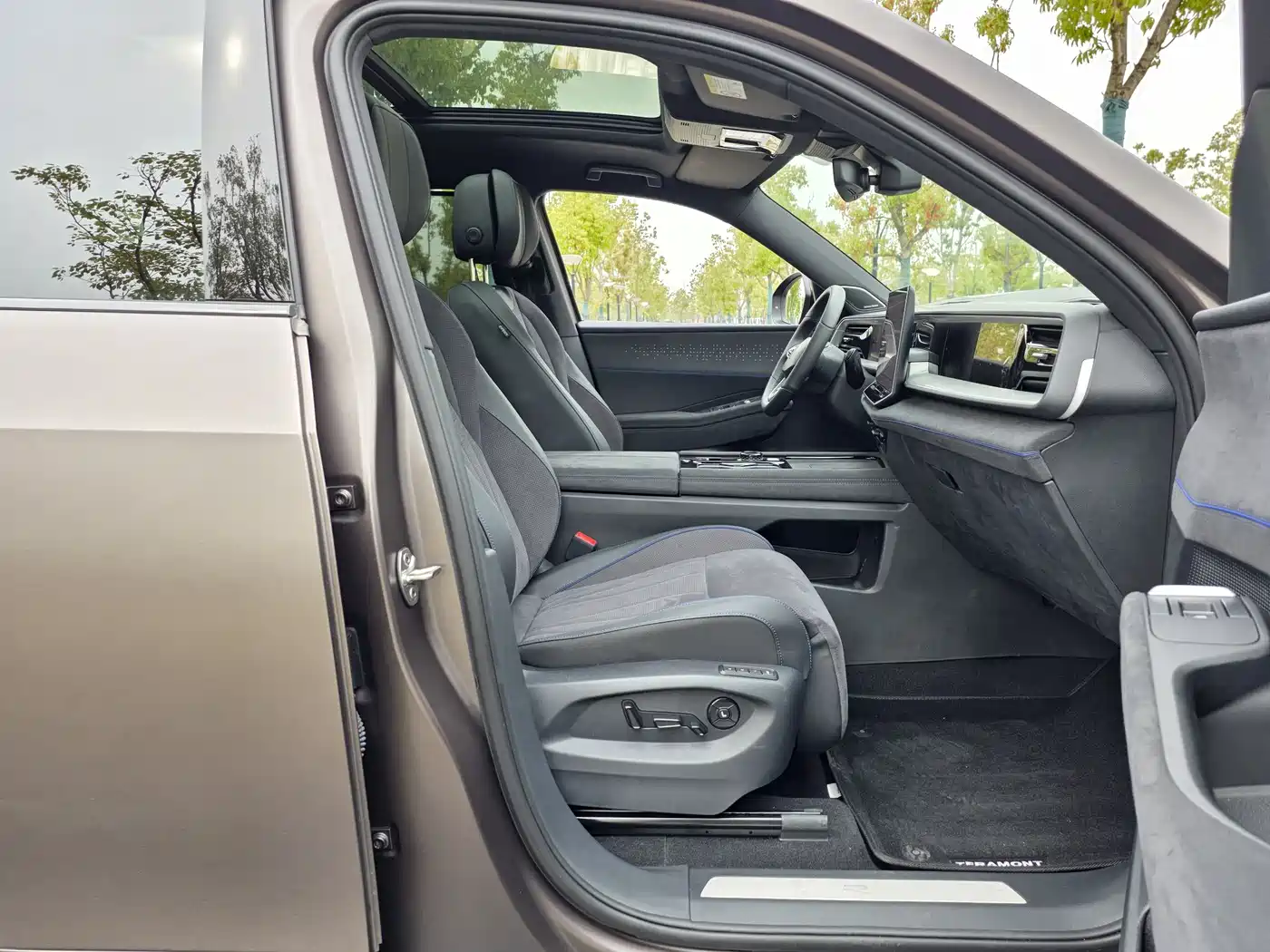 VOLKSWAGEN TOURANG