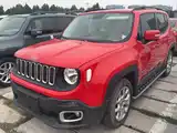 Photo 2 - Jeep Renegade