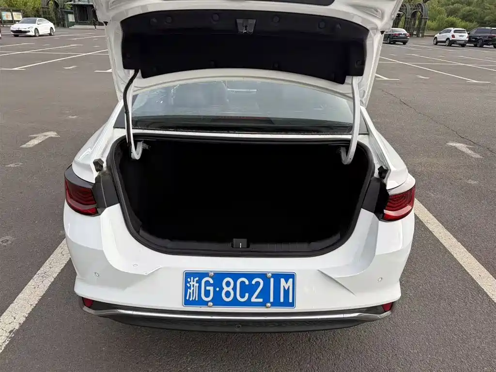 Geely Emgrand L 2021 2022 1.4T CVT Supreme