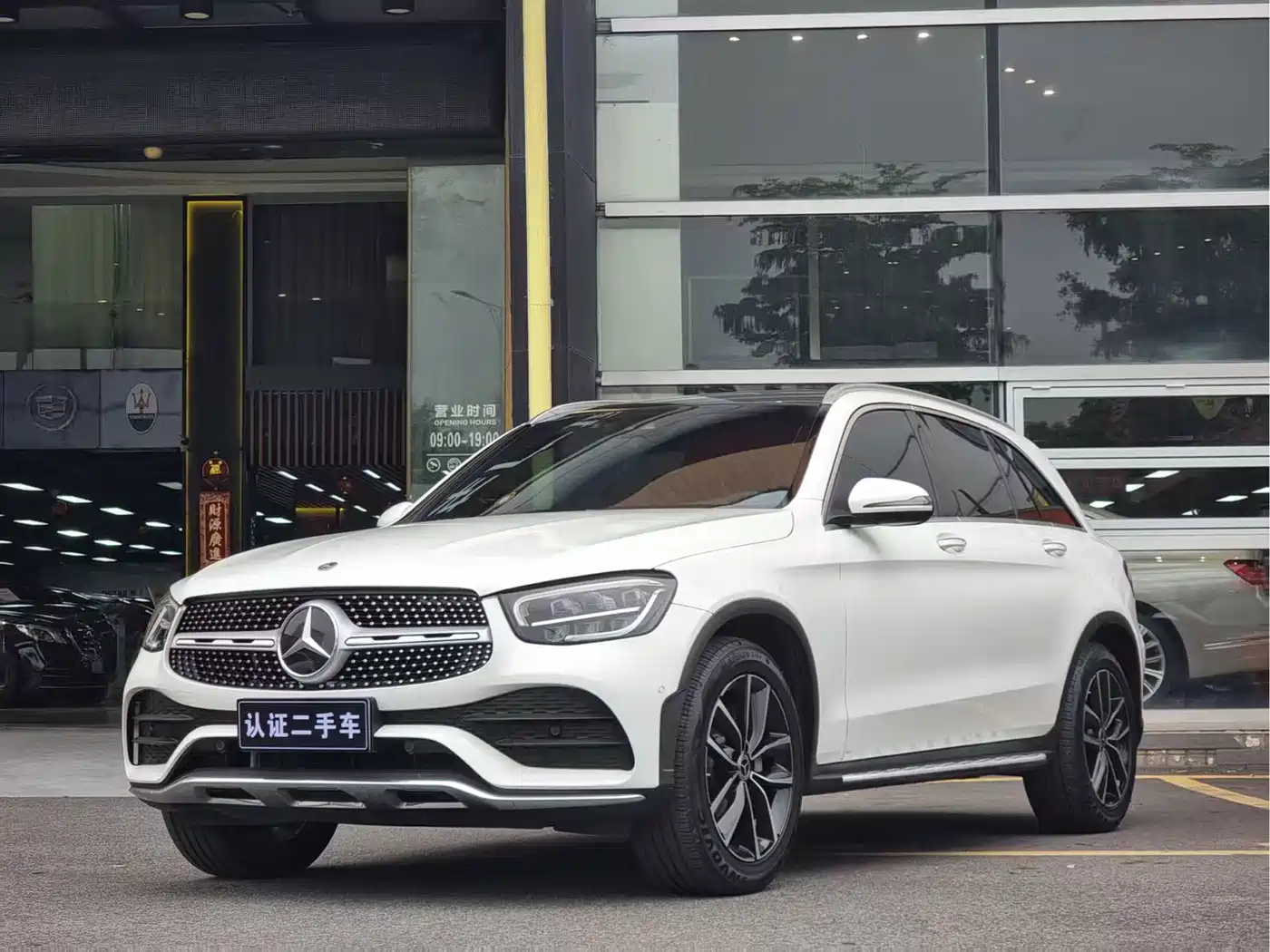 Mercedes-Benz GLC 2021 GLC 300 L 4MATIC Sporty