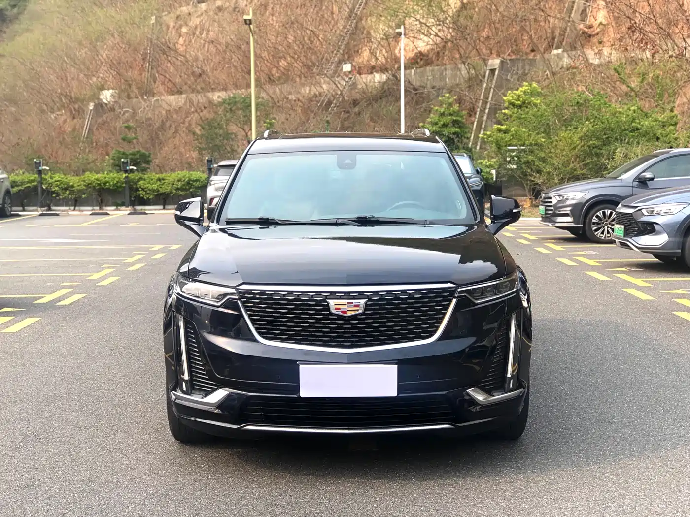 CADILLAC XT6