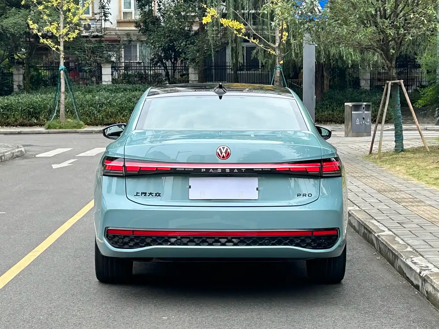 Volkswagen Passat 2025 Model Pro 380TSI Starlight Dragon Premium Edition фото 8