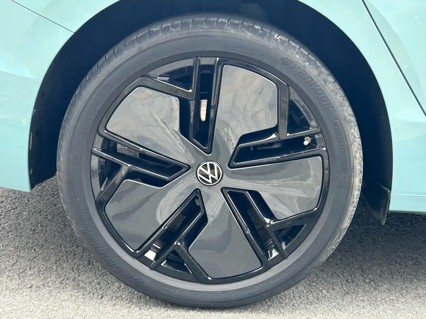 Volkswagen Passat 2025 Model Pro 380TSI Starlight Dragon Premium Edition фото 15