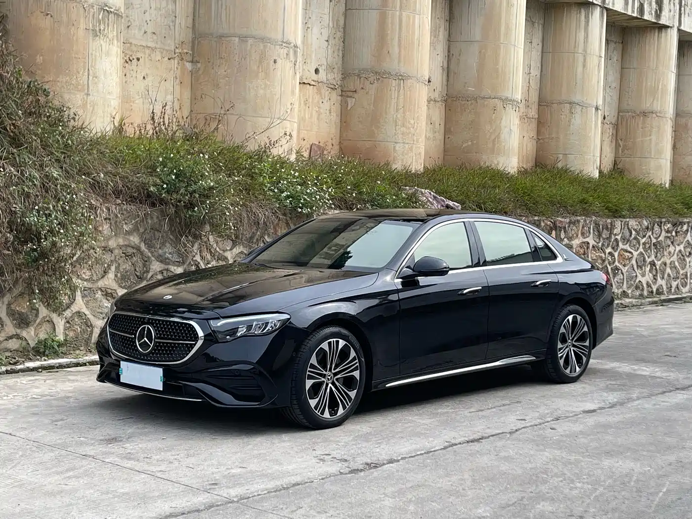 Mercedes-Benz E-Class 2024 E 300 L Fashion Sport