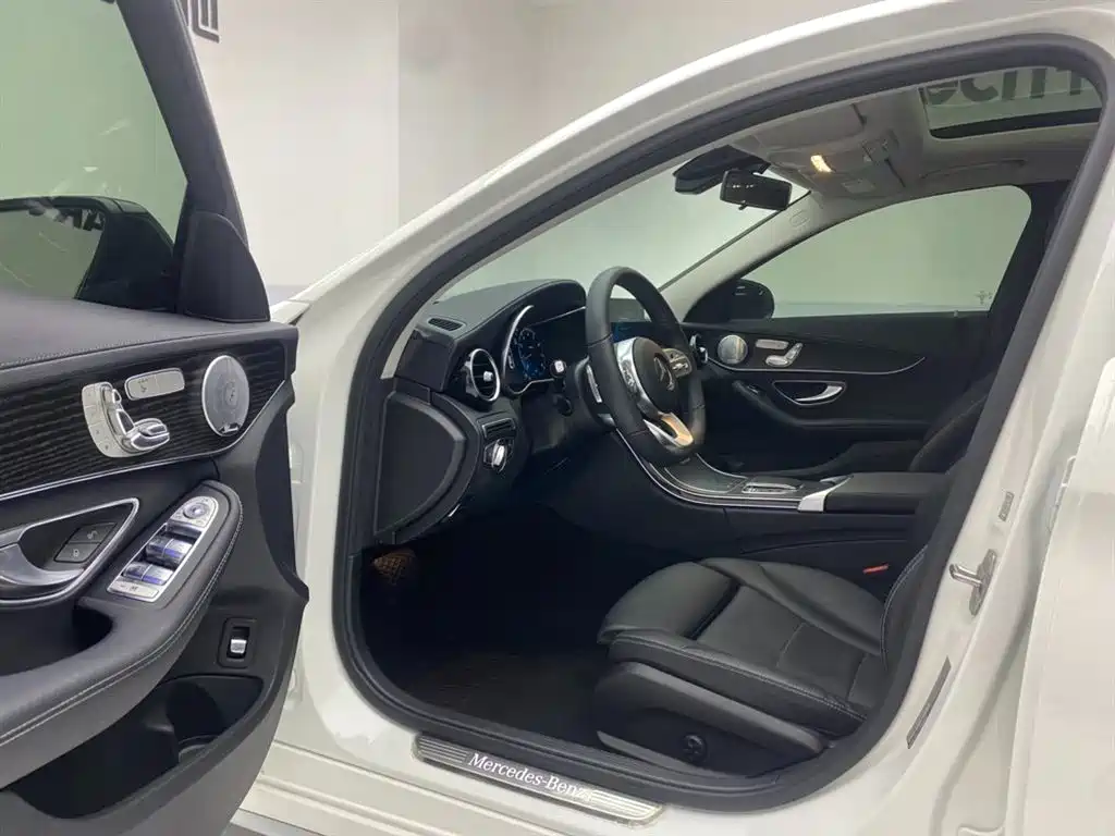 Mercedes-Benz C-Class 2021 C 260 L Sport Starry Exclusive Edition фото 17