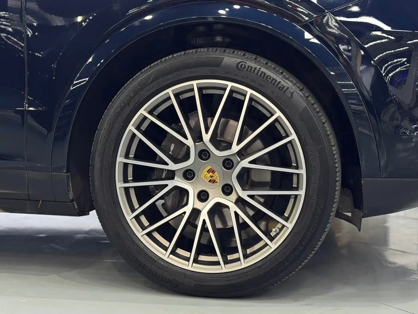 Porsche Cayenne 2023 Cayenne 3.0T Platinum Edition фото 16
