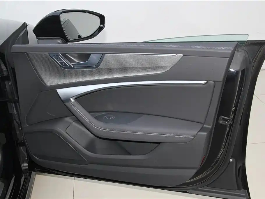 Audi A7L 2024 45 TFSI quattro Premium Luxury фото 27