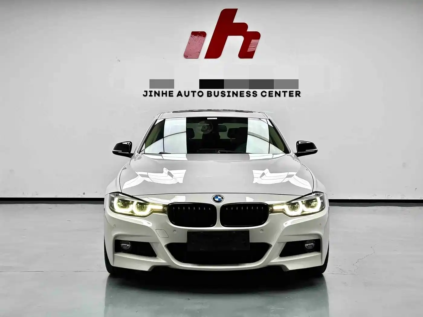BMW 3 Series 2018 320Li M Sport Black Night Edition фото 3
