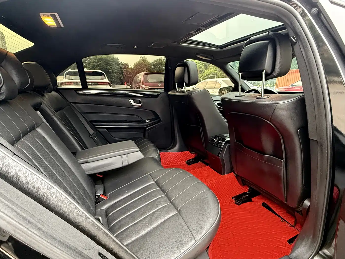Mercedes-Benz E-Class 2015 E 260 L Sport фото 9