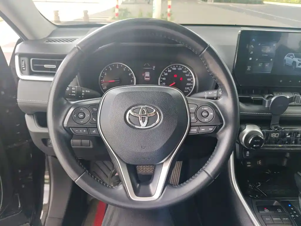 Toyota Wildlander 2023 2023 2.0L CVT FWD Urban