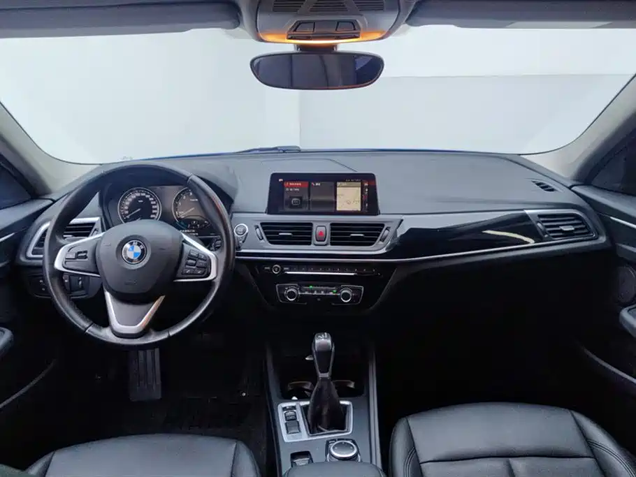 BMW 1 Series 2019 118i Fashion Edition фото 12