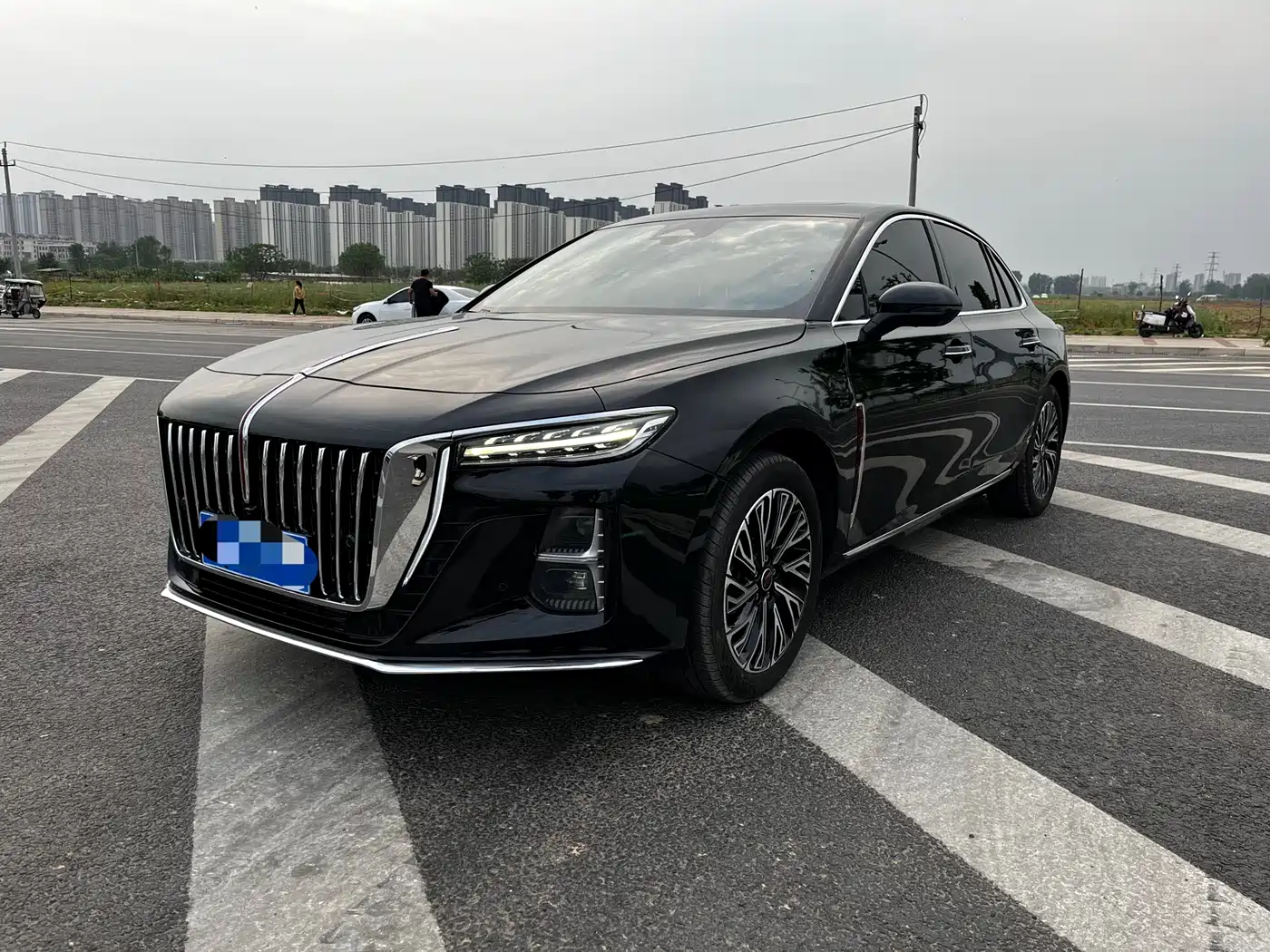Hongqi H5 2025 2.0T Automatic Flag Celebration 500,000 Units Anniversary Edition