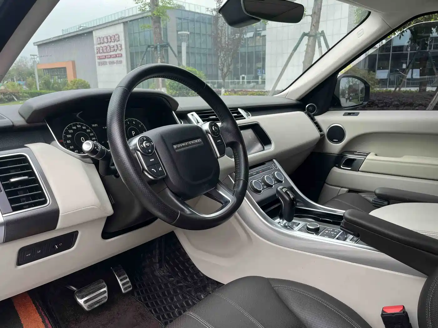 Land Rover Range Rover Sport 2017 3.0 SC V6 HSE DYNAMIC фото 6