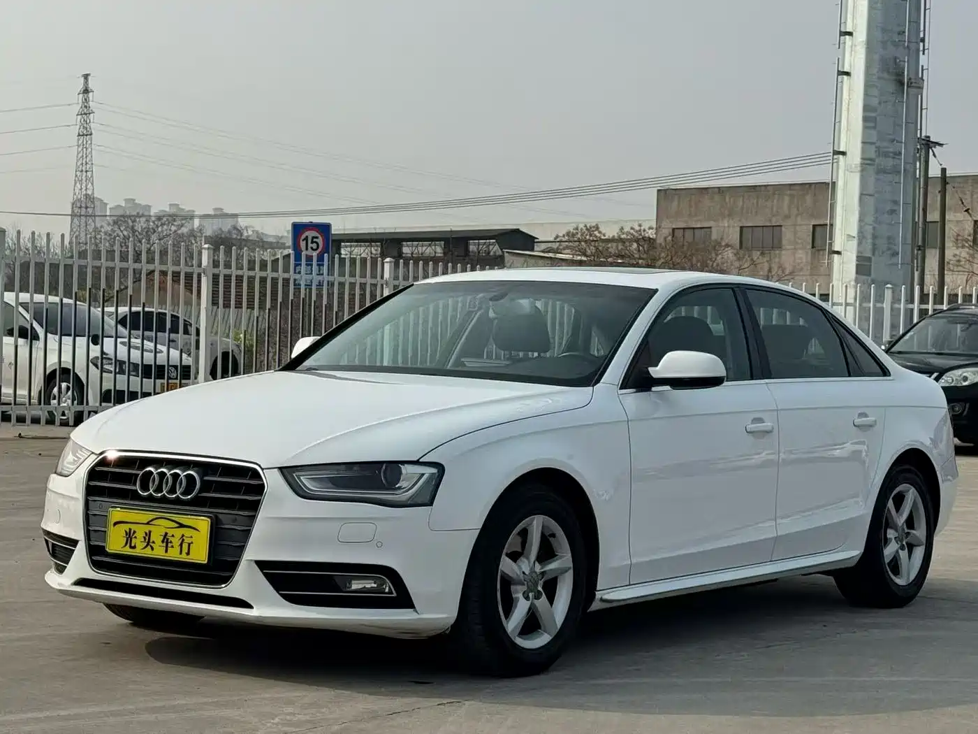 Audi A4L 2015 35 TFSI Auto Standard