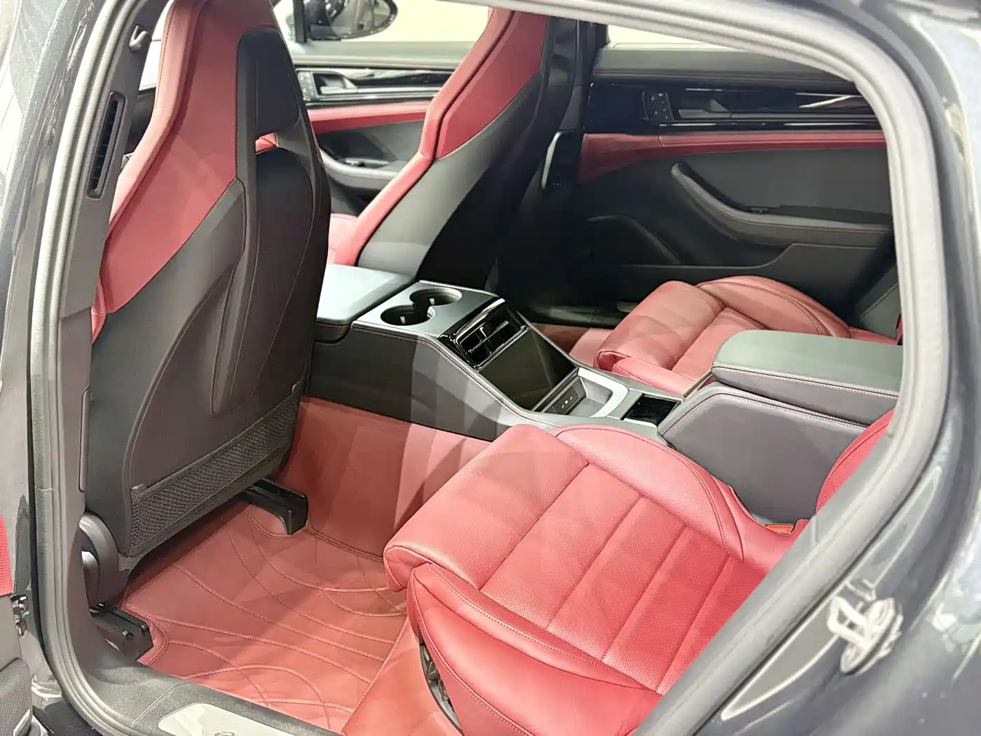 Porsche Panamera 2024 Panamera Executive Long Wheelbase 2.9T фото 9