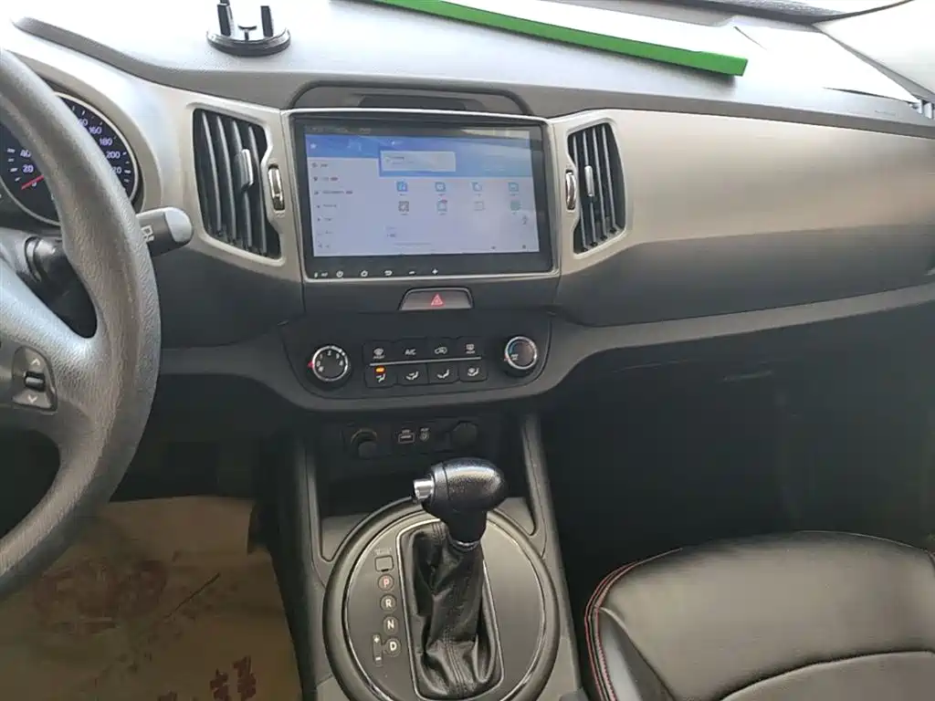 Kia Sportage 2016 2.0L Automatic 2WD GL фото 13