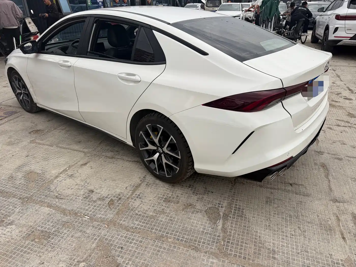 GAC Trumpchi Trumpchi Emkoo 2021 270T DCT J16 Edition фото 9