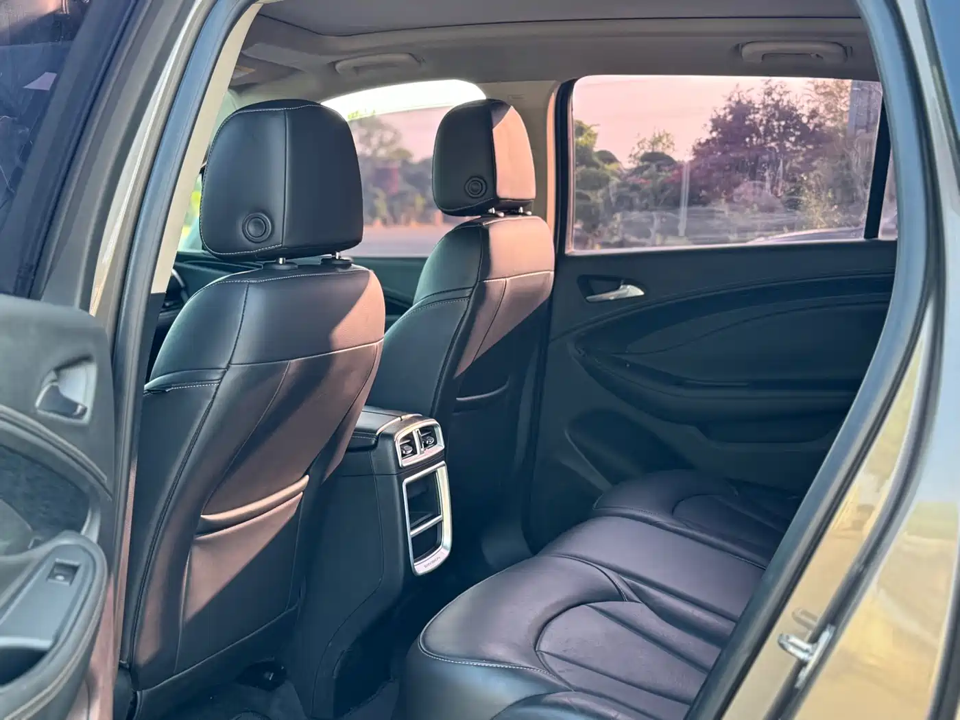 Buick Envision Plus 2017 28T AWD Elite фото 4