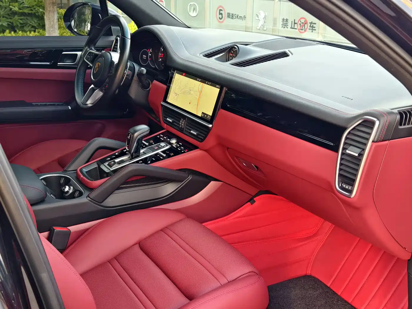 Porsche Cayenne 2019 Cayenne 3.0T фото 12