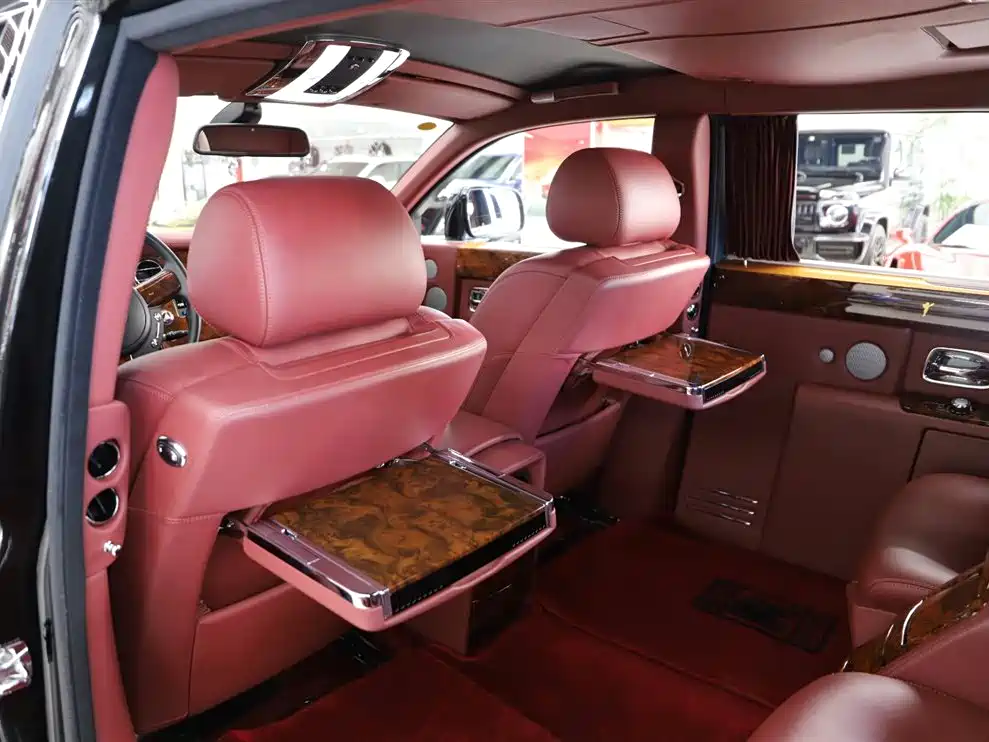 Rolls-Royce Phantom 2012 2013 6.7L Extended Wheelbase (EWB)