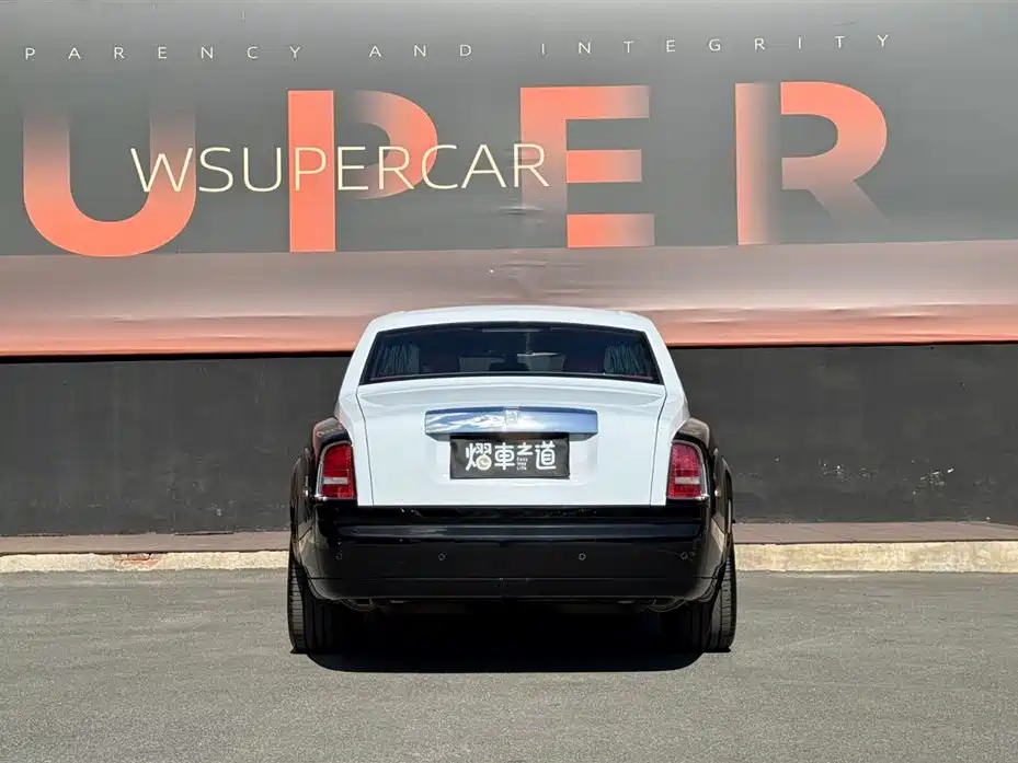 Rolls-Royce Phantom 2012 2013 6.7L Extended Wheelbase (EWB)