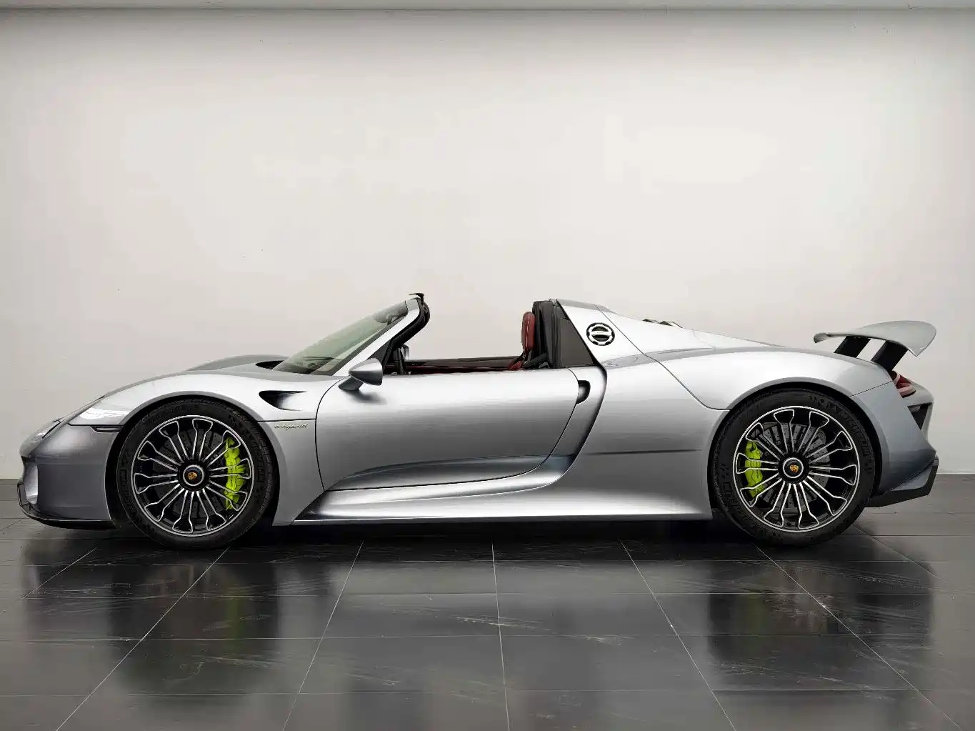 Porsche 918 Spyder 2016 2014 4.6L