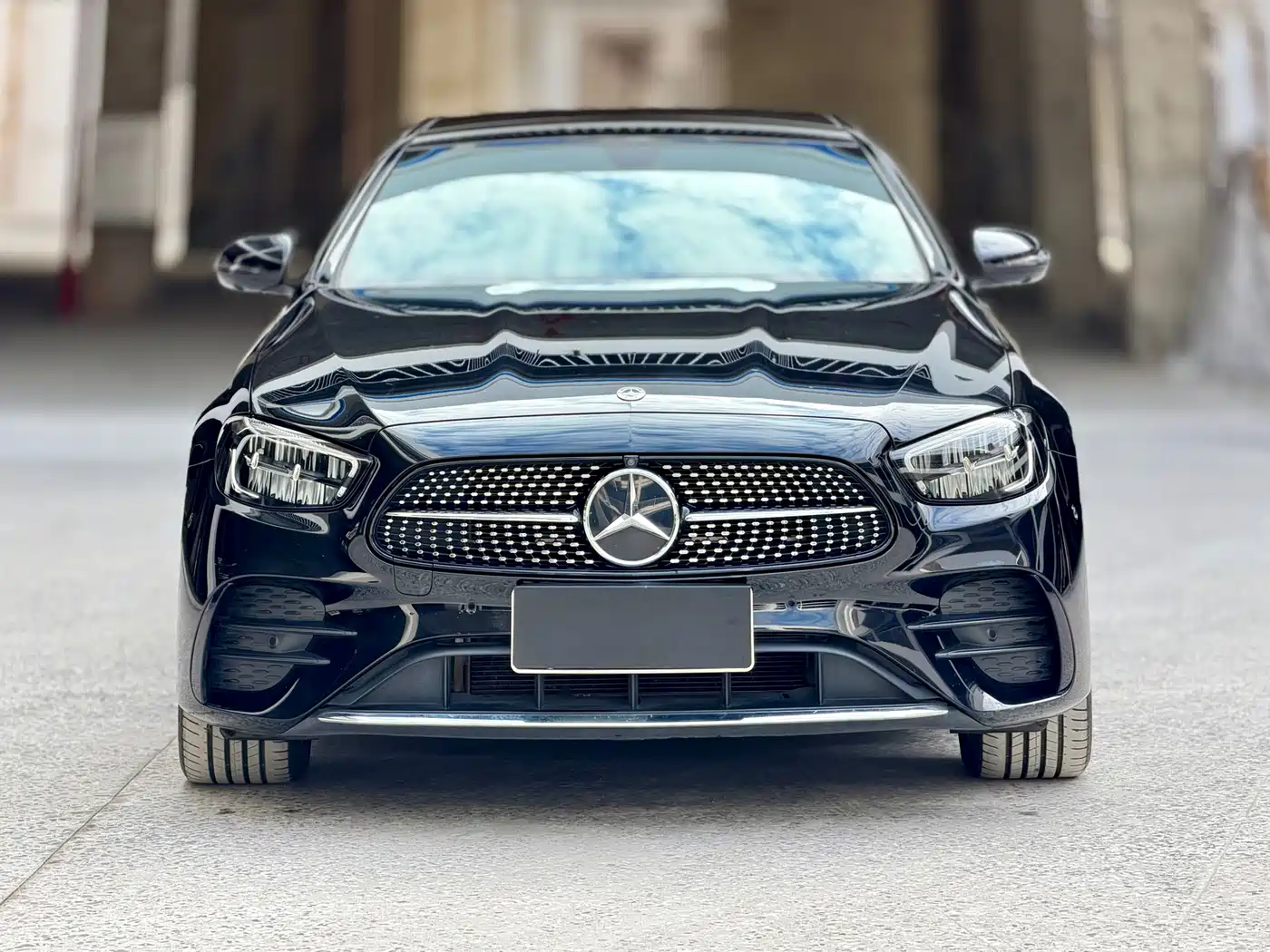 Mercedes-Benz E-Class 2023 E 300 L Sport Fashion фото 16