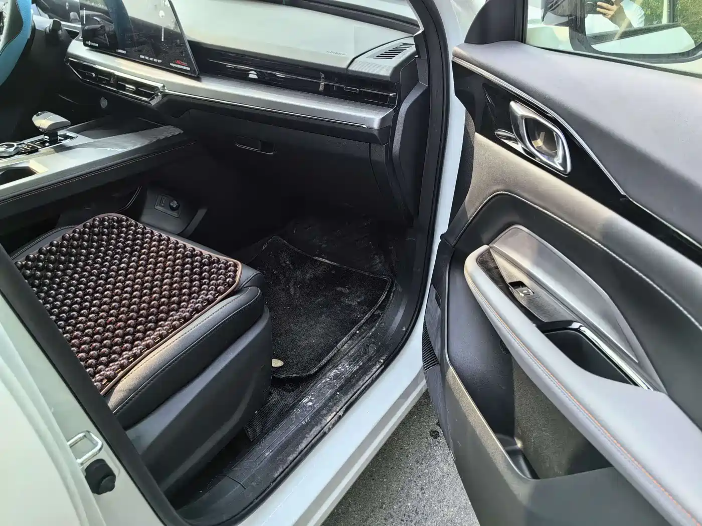 CHANGAN CHANGAN AUCHAN Z6