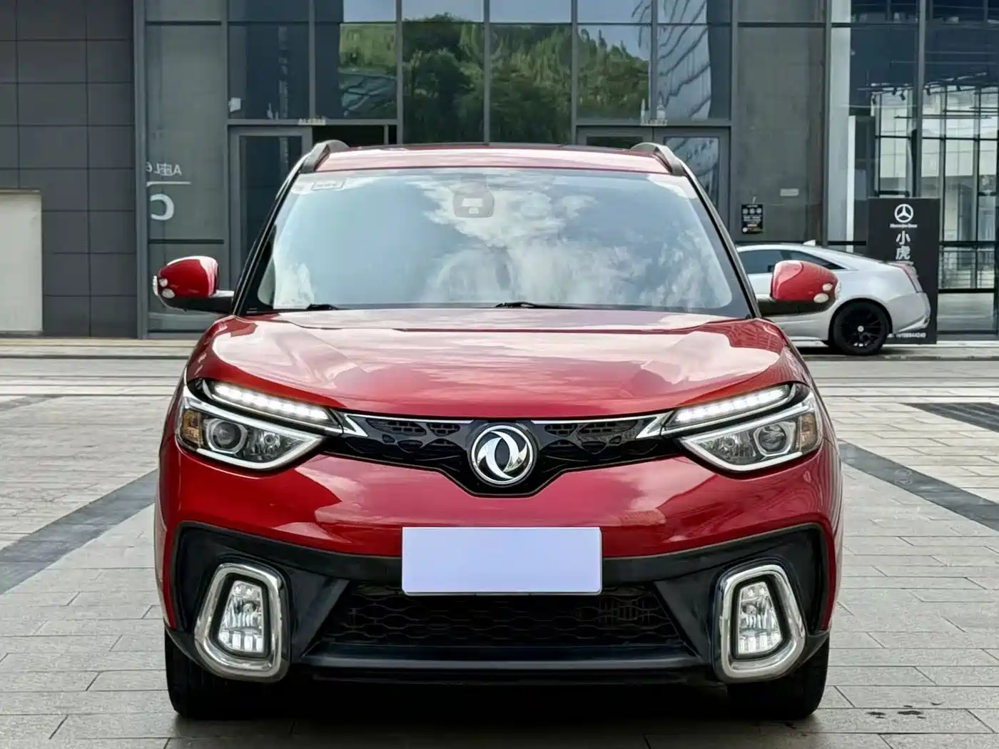 Dongfeng Aeolus Dongfeng Fengshen AX4 2017 2017 1.4T DCT Trend Edition