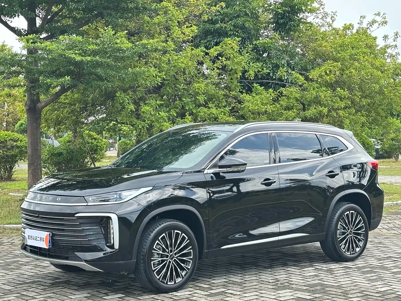  Exeed Exeed Lingyun 2025 300T 2WD Starlight Edition