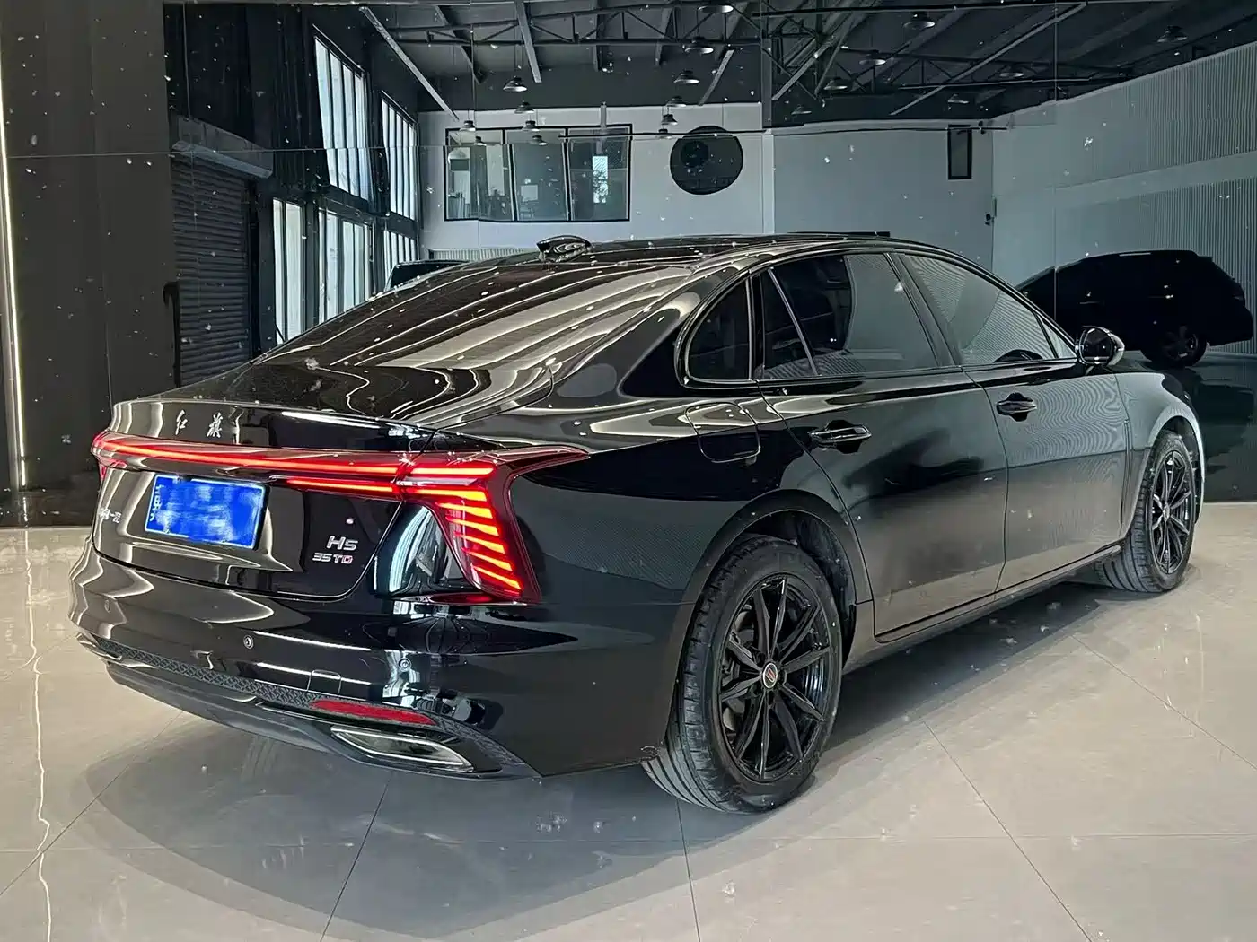Hongqi H5 2025 1.5T DCT Mystic Shadow 2 Million Edition фото 5