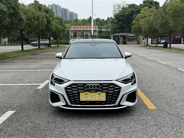 Audi A3 2022 A3L Limousine 35 TFSI Style Sport — фото 3