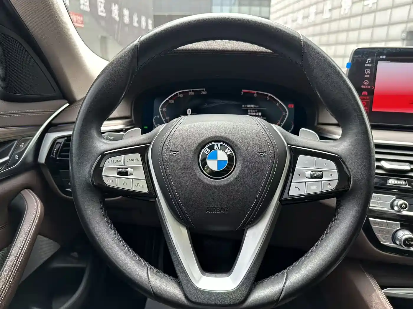 BMW 5 Series, миниатюра 11