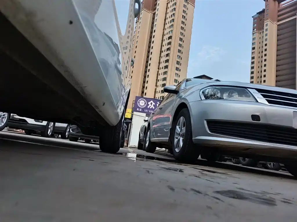 Volkswagen Bora 2017 1.6L Manual Fashion Edition фото 22
