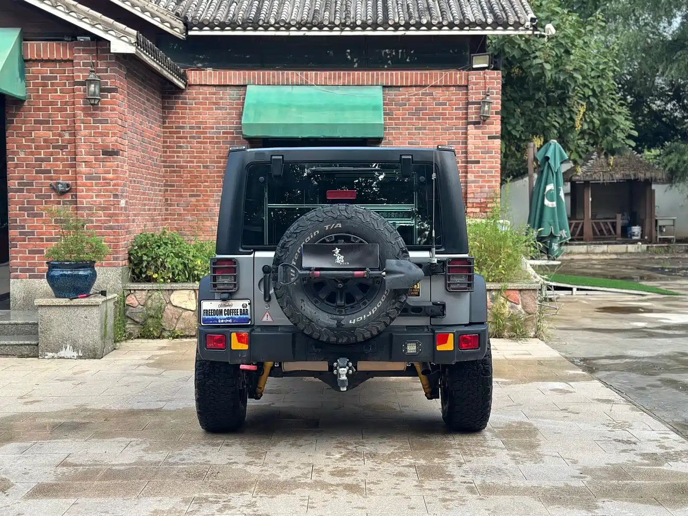 Фото 6 - Jeep Wrangler