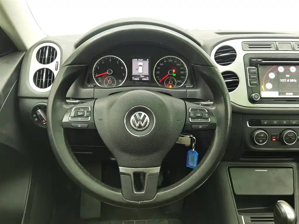 Volkswagen Tiguan 2013 1.8TSI Auto 4WD Luxury фото 11