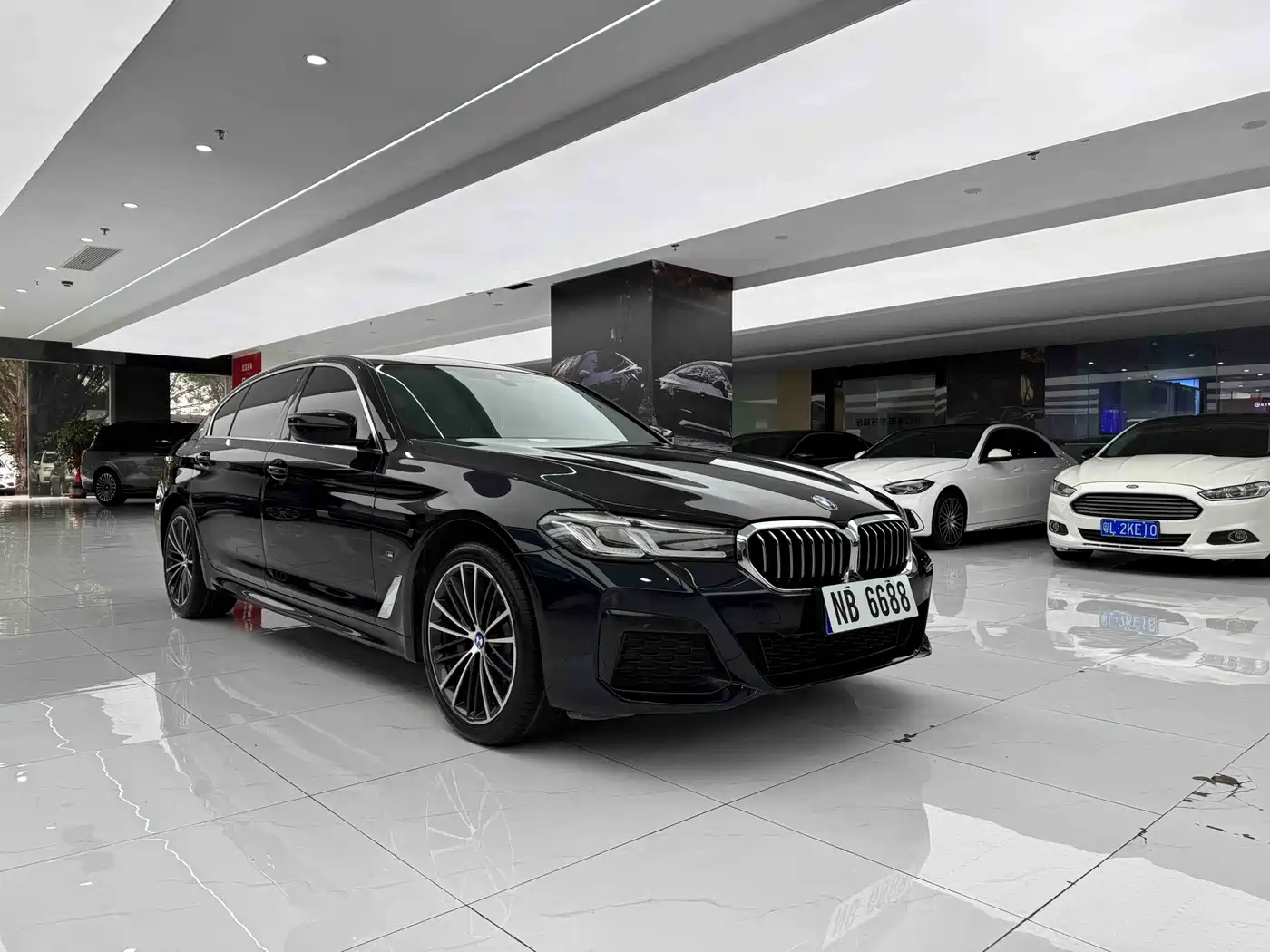 BMW 5 SERIES