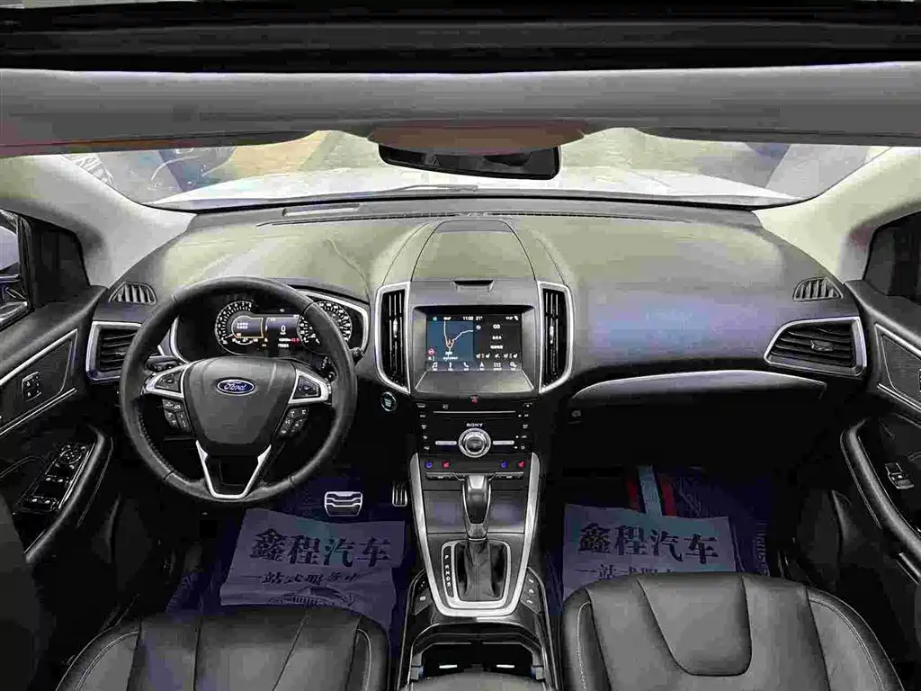 Фото 5 - Ford Edge