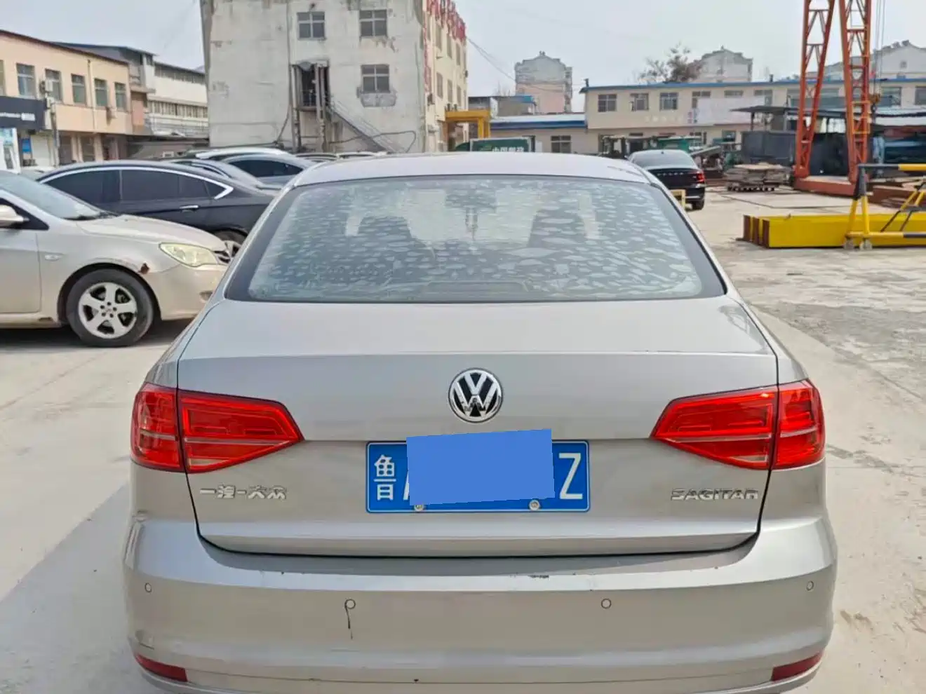 Volkswagen Sagitar 2017 1.6L Automatic Comfort фото 6